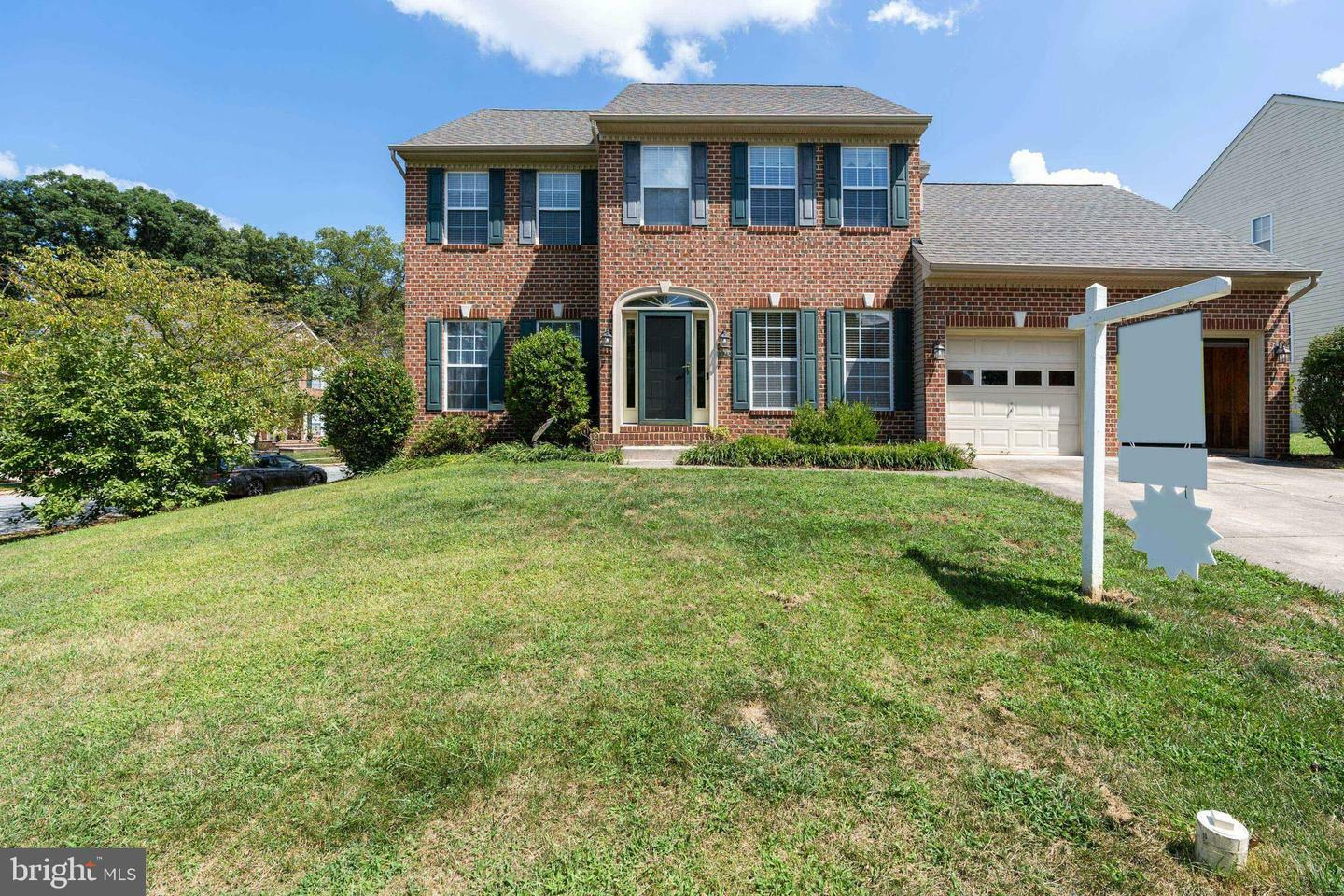 Property Photo: 5045 Glenside Manor Drive MD 21128