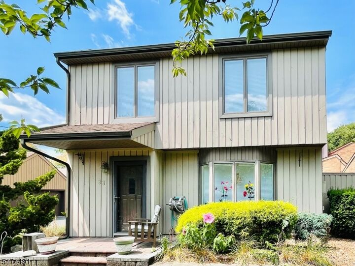 33 Whittney Ct  East Brunswick Twp. NJ 08816 photo