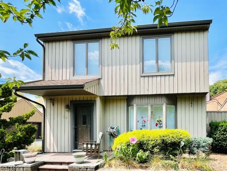 Property Photo:  33 Whittney Ct  NJ 08816 