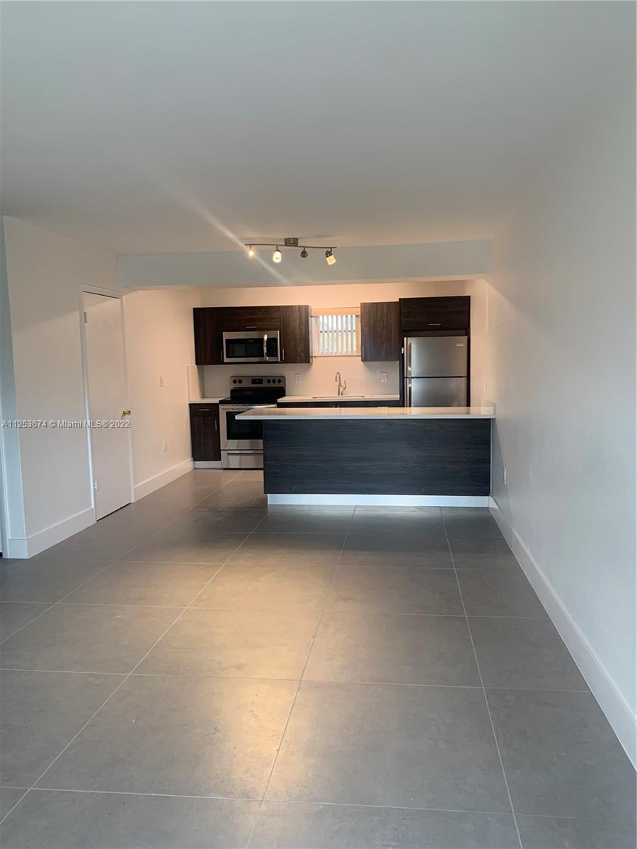 Property Photo: 7183 SW 22nd St 4 FL 33155