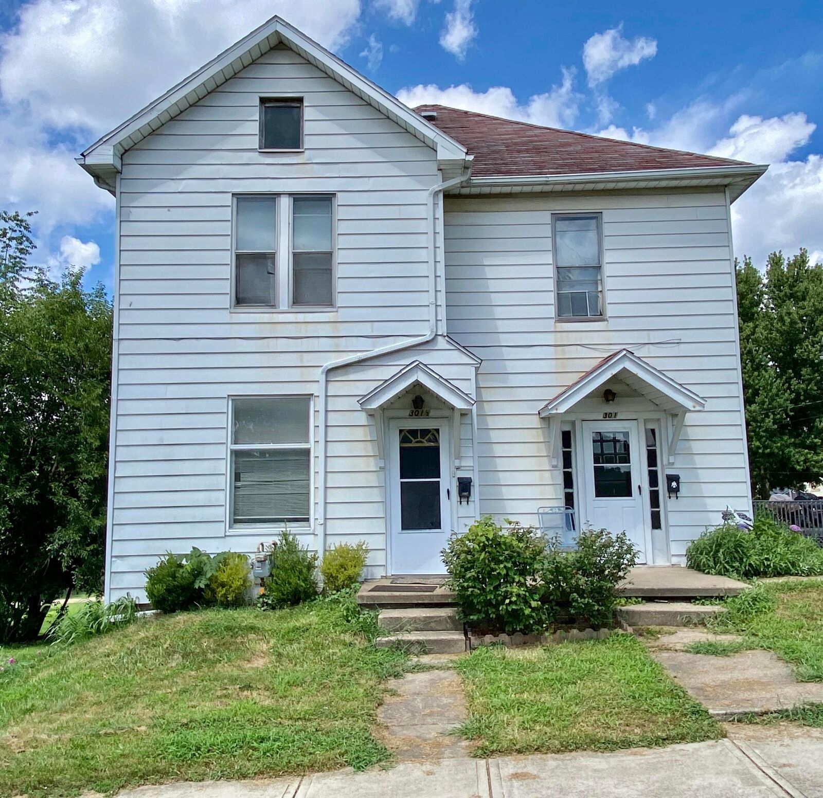 Property Photo: 301 Highland Avenue OH 43725