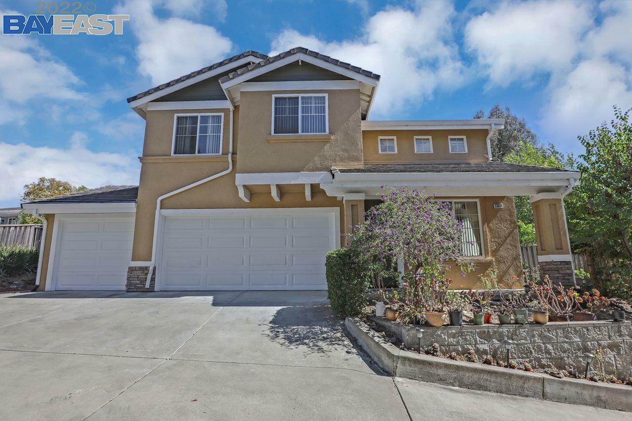 Property Photo:  23034 Lakeridge Ave  CA 94541 