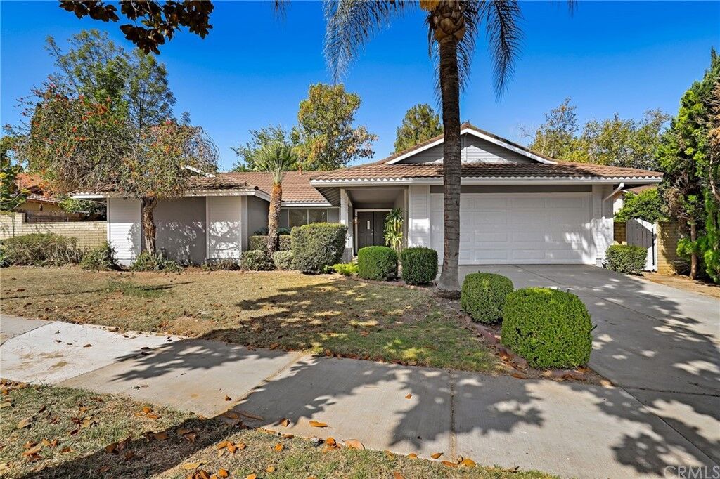 Property Photo:  2836 Sandberg Street  CA 92506 