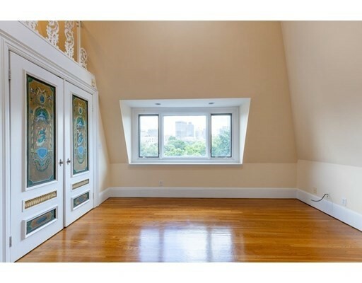 Property Photo:  3 Arlington St. 5  MA 02116 