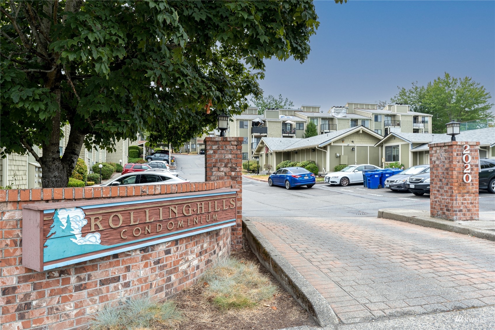 Property Photo: 2020 Grant Avenue S M103 WA 98055