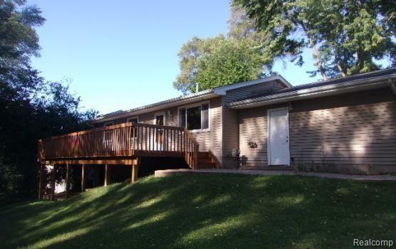 Property Photo:  3585 Saint Marys Street  MI 48326 