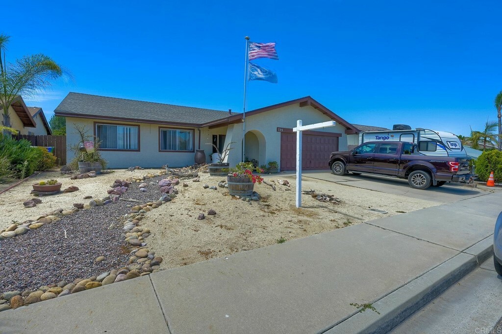 Property Photo: 729 Torrey Pines Place CA 92058