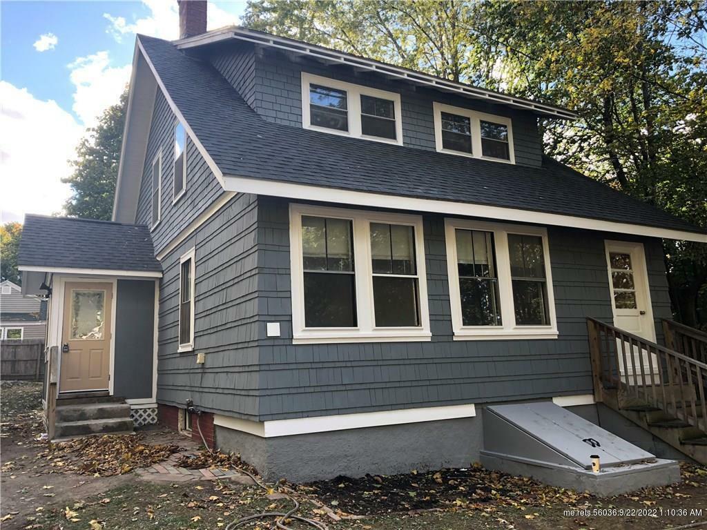 Property Photo: 10 Fairfield Street ME 04330