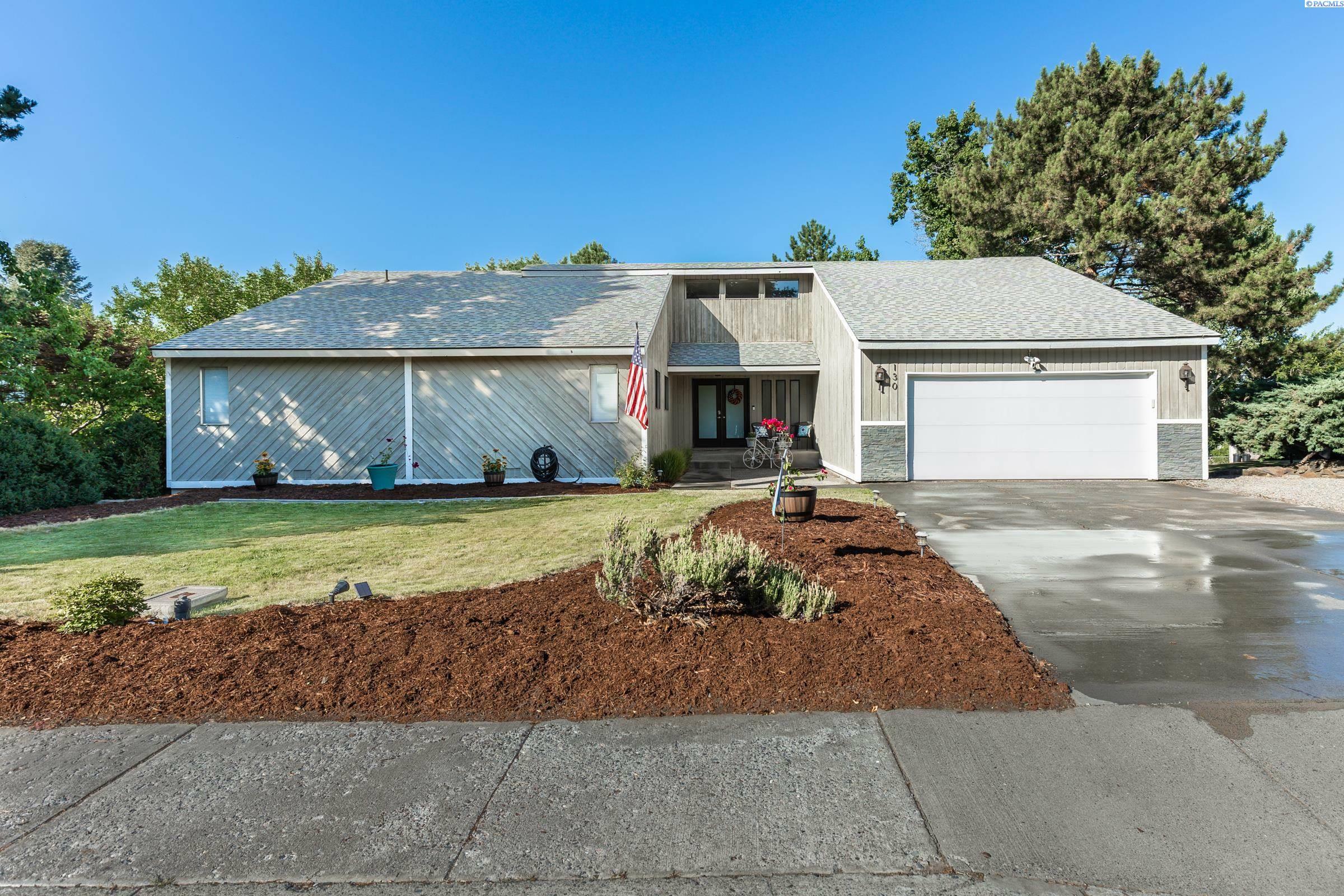 130 Edgewood Dr.  Richland WA 99352 photo