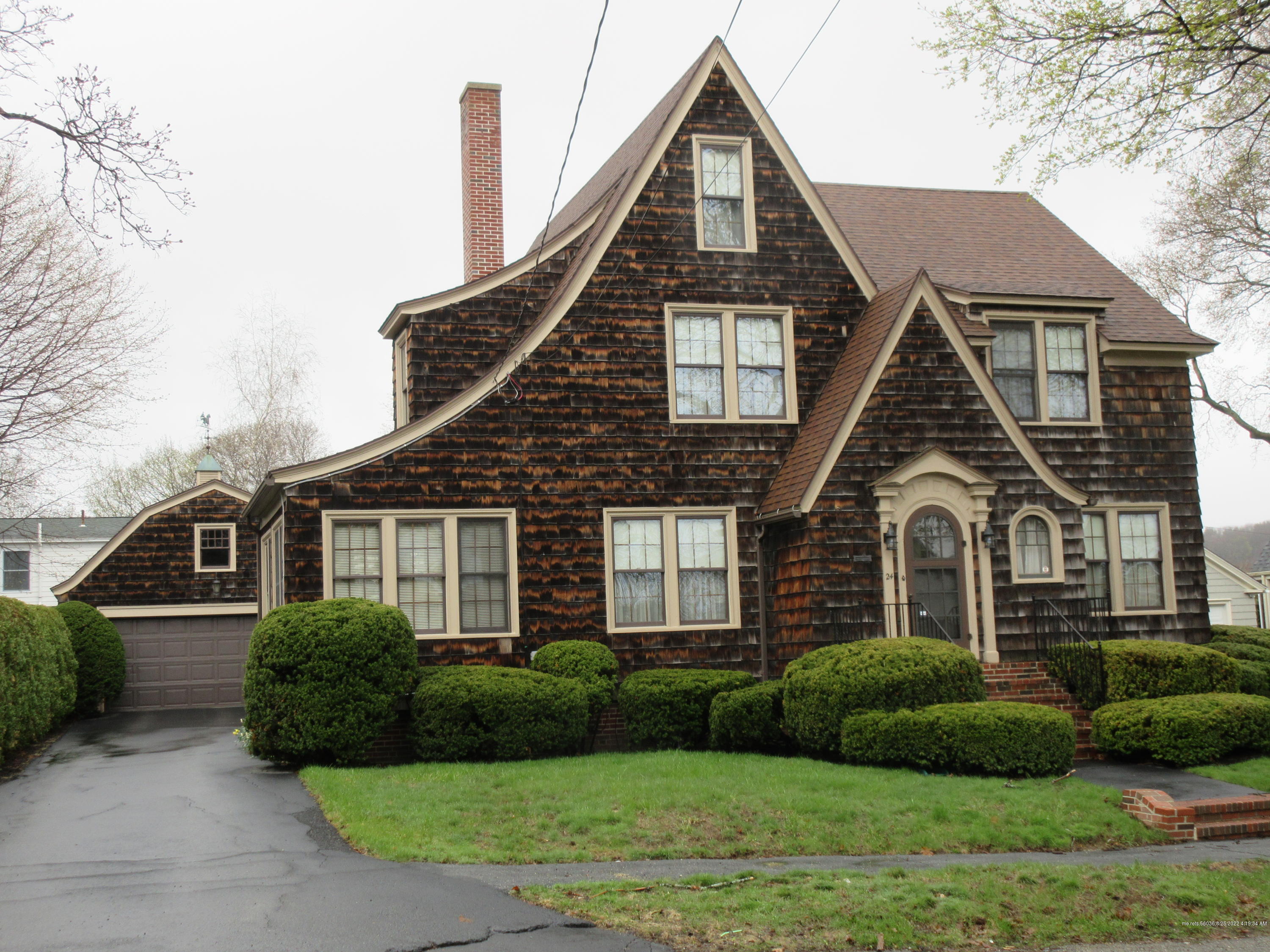 Property Photo: 24 Franklin Street ME 04240