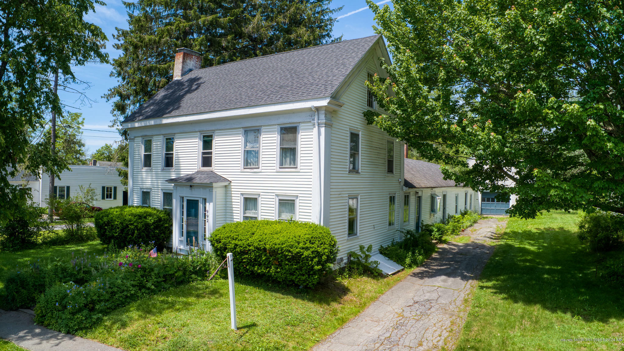 Property Photo: 992 Main Street ME 04572