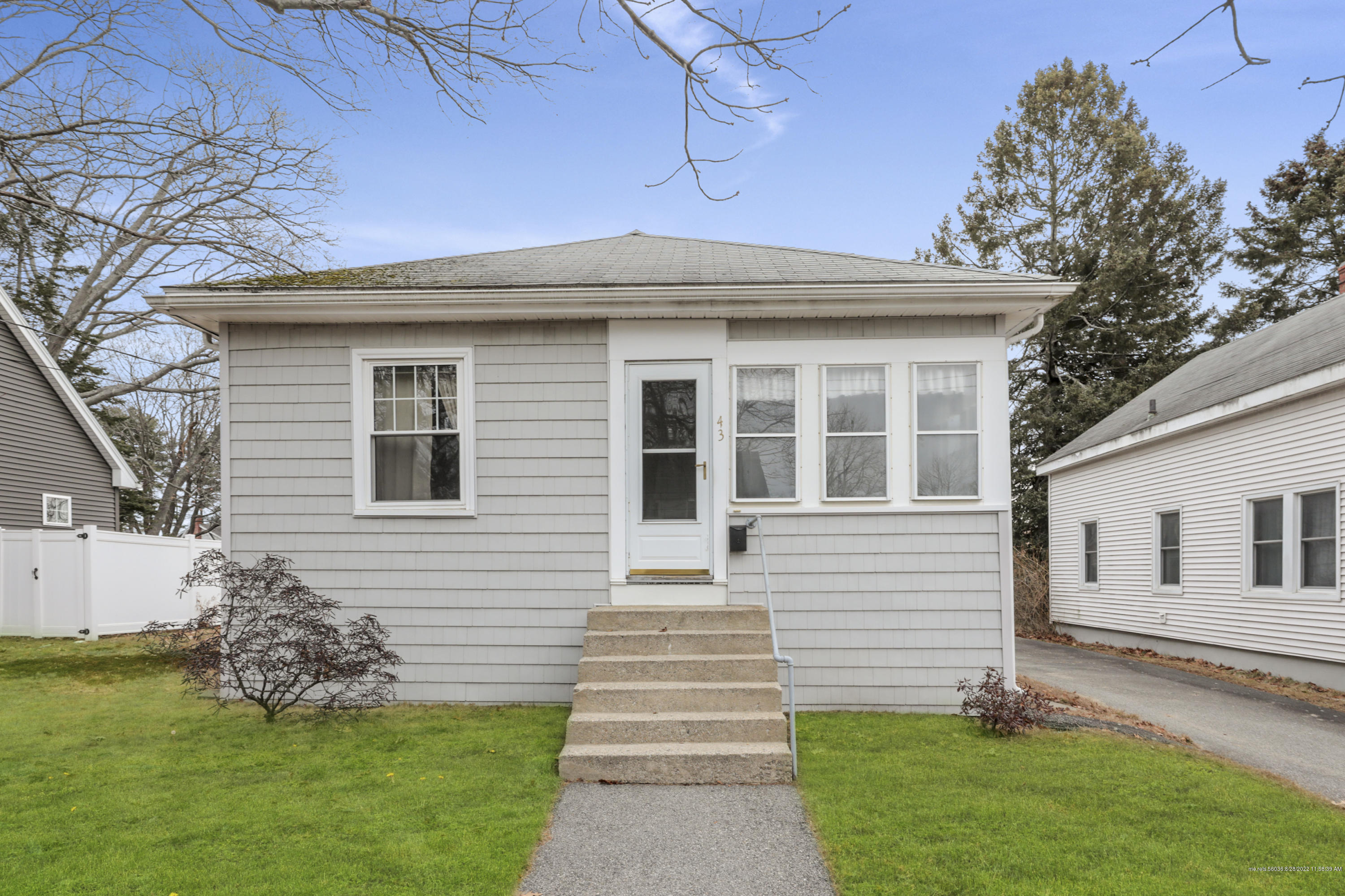 Property Photo: 43 Ardsley Avenue ME 04106