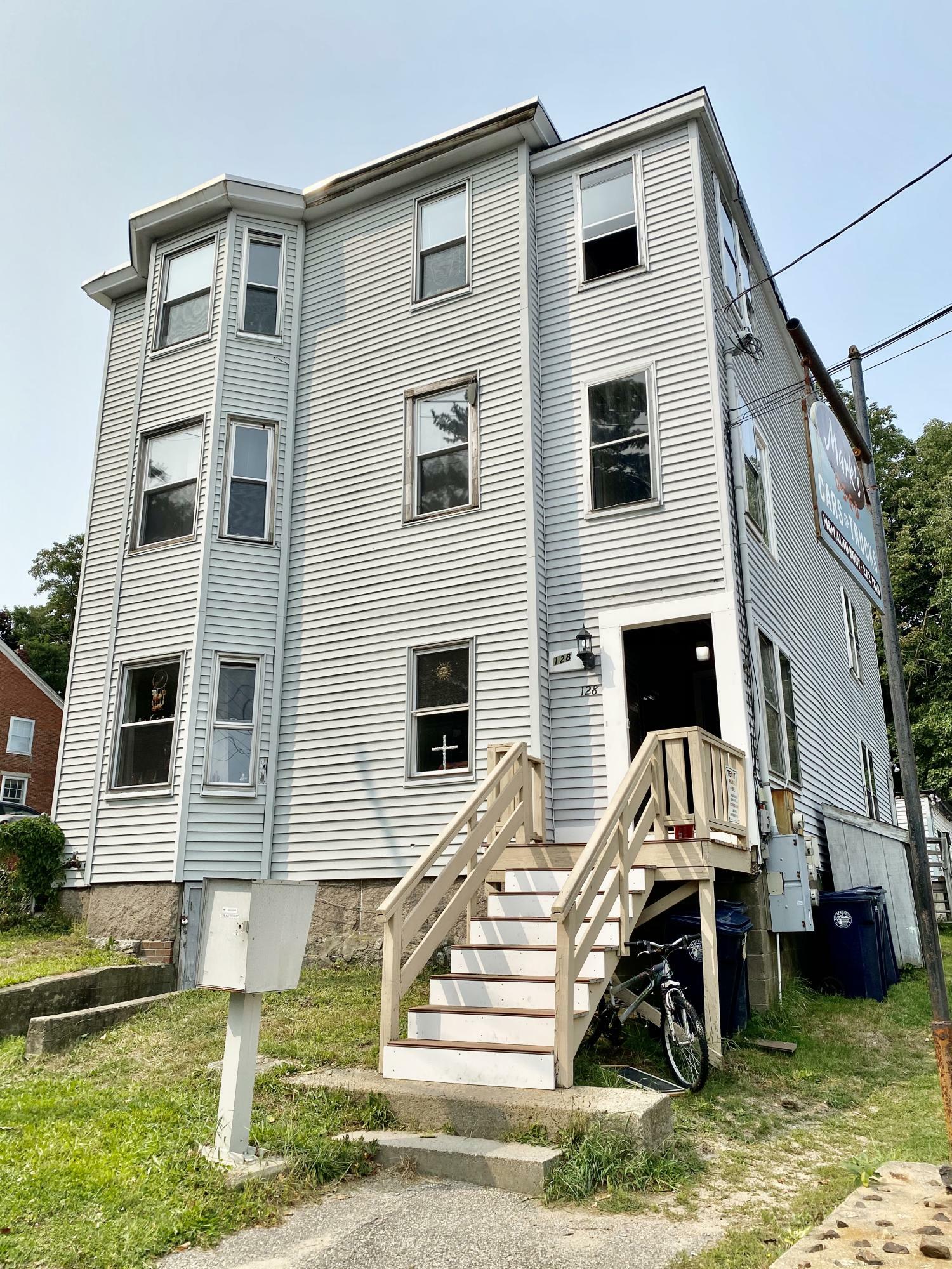 Property Photo:  128 Alfred Street  ME 04005 