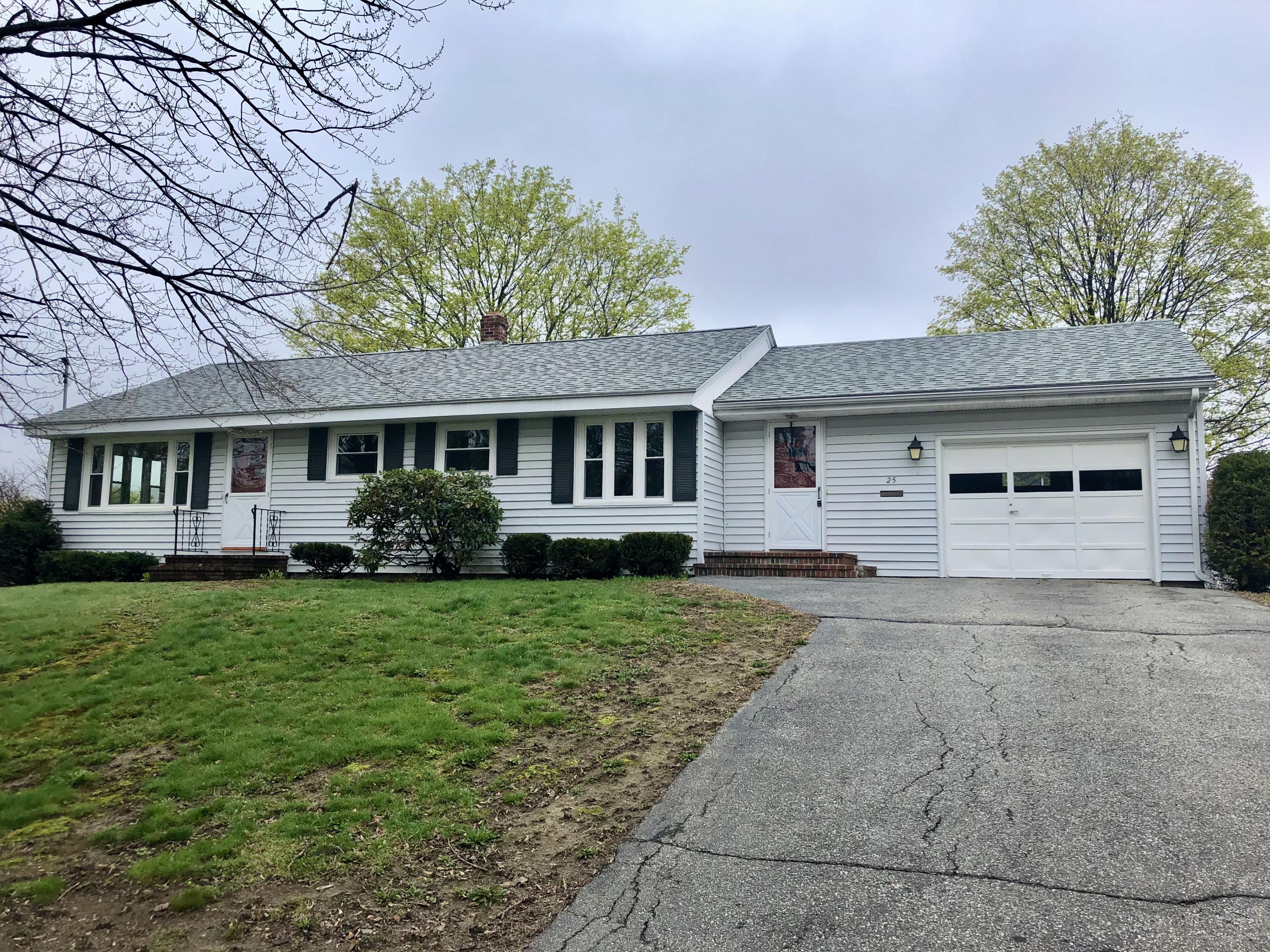 Property Photo: 25 Edward Avenue ME 04240