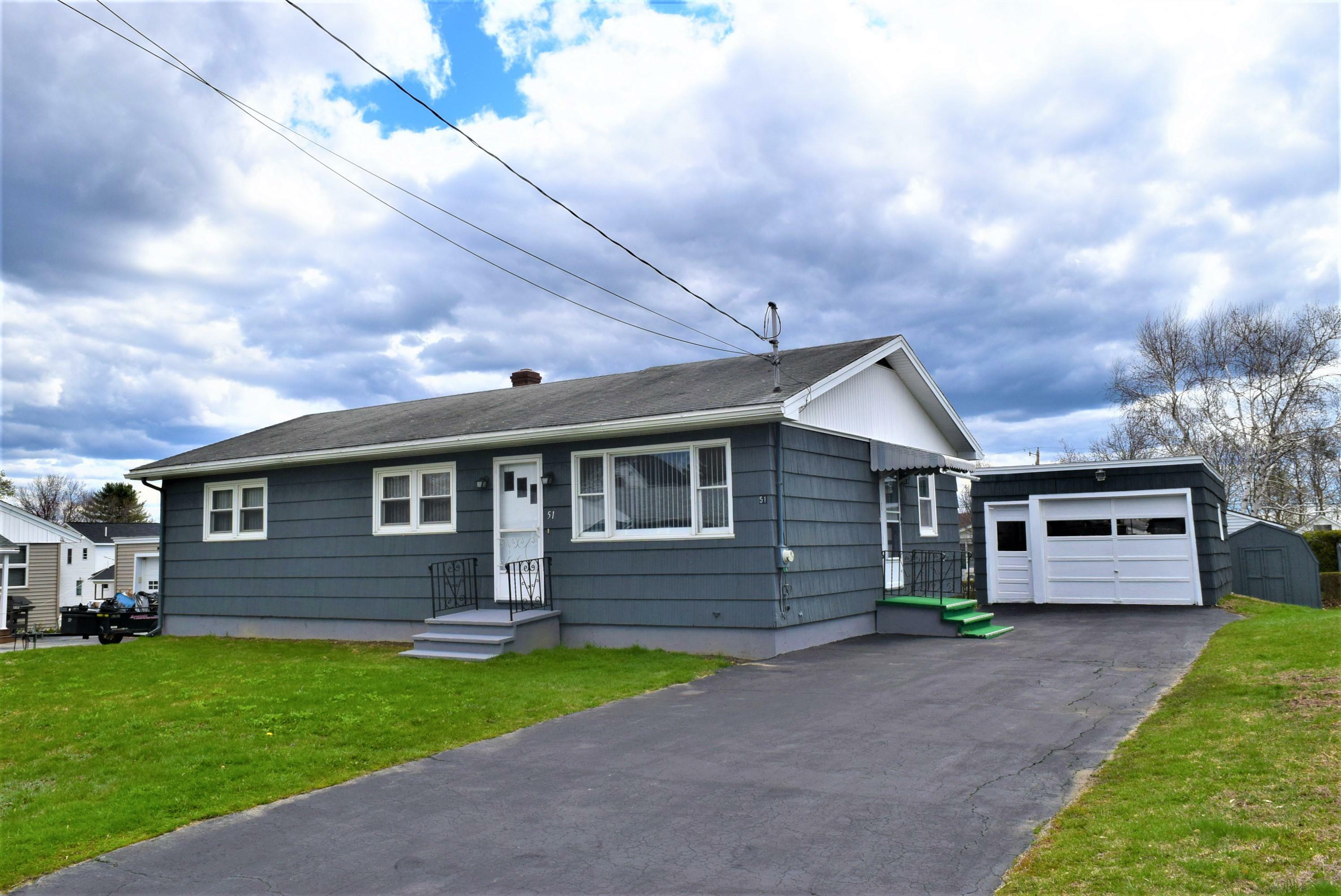 Property Photo: 51 Cassell Street ME 04240