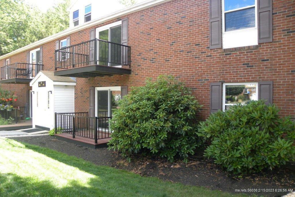 Property Photo: 3 Academy Place 68 ME 04072
