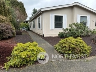 Property Photo:  201 Union Avenue SE #39  WA 98059 