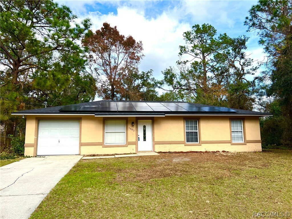 Property Photo:  1402 Poe Street  FL 34450 