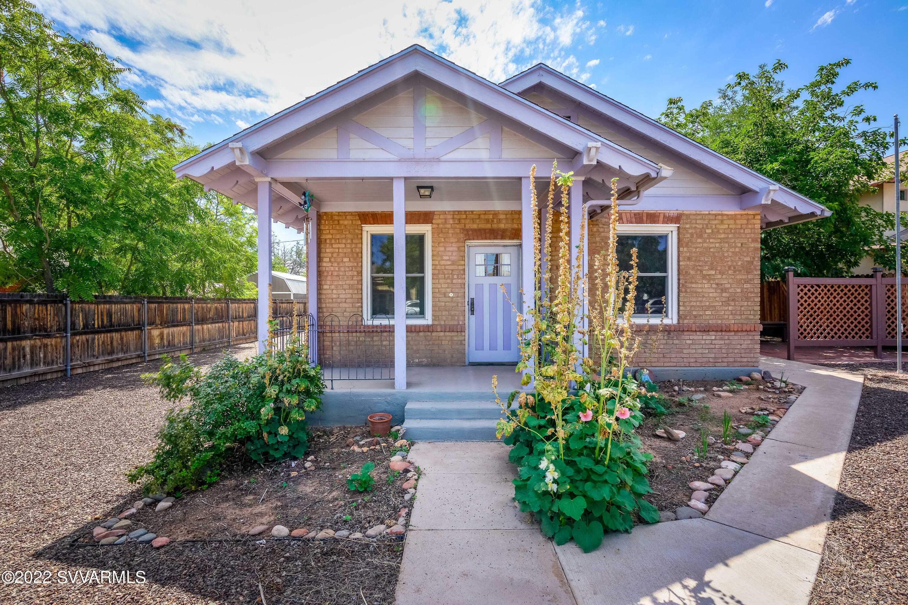 Property Photo:  1411 1st N St  AZ 86324 