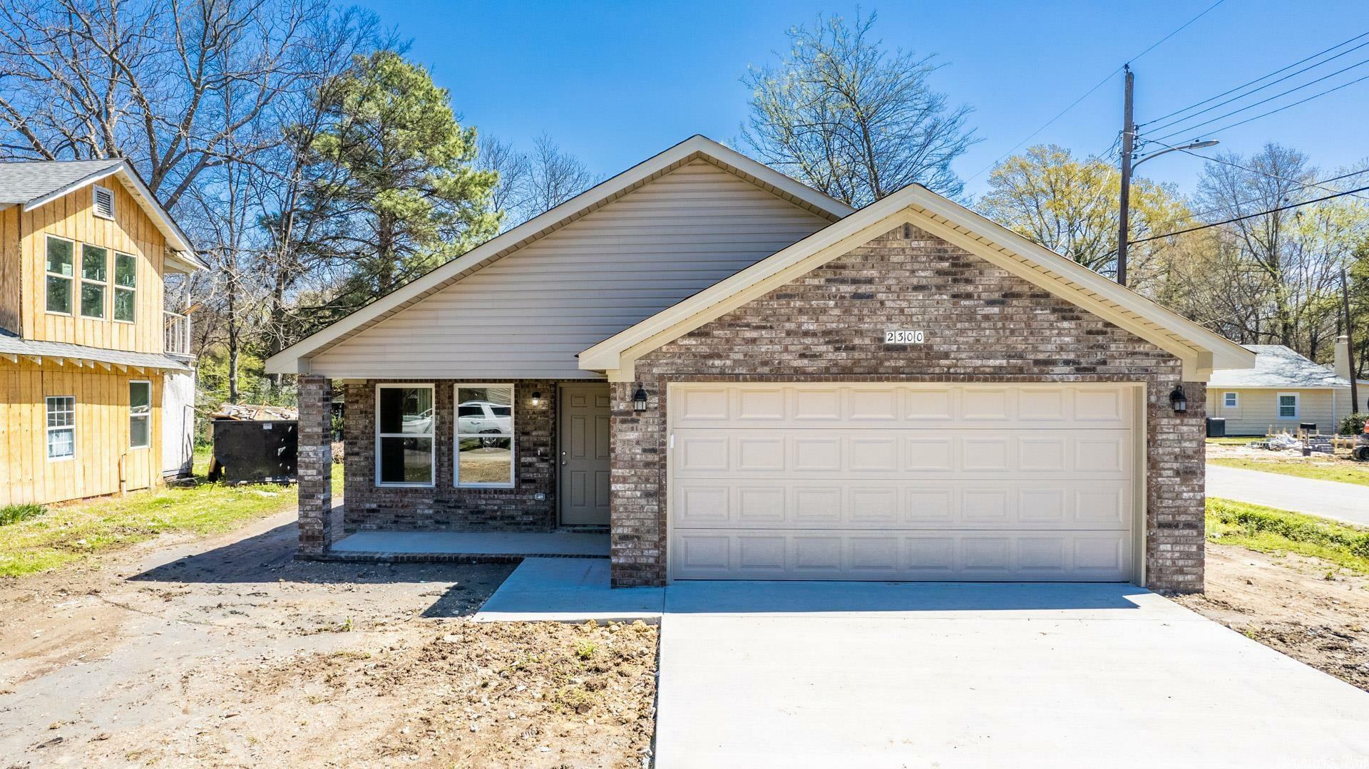 Property Photo:  1311 Franklin Street  AR 72114 