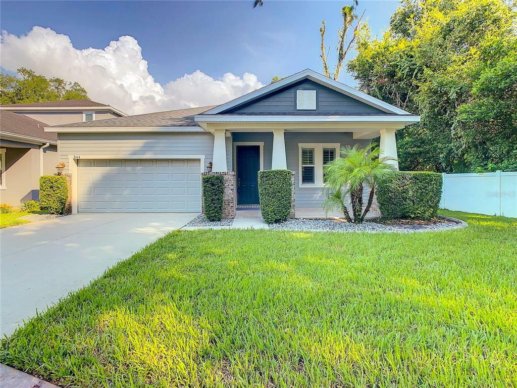 Property Photo: 544 Westchester Hills Lane FL 33594
