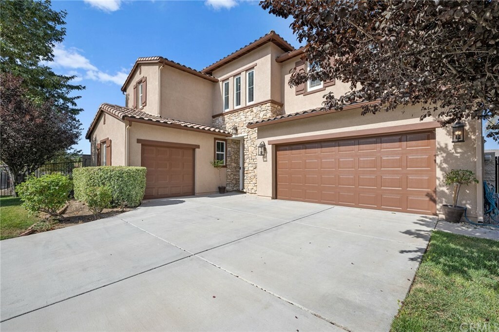 Property Photo:  34267 Woodshire Drive  CA 92596 