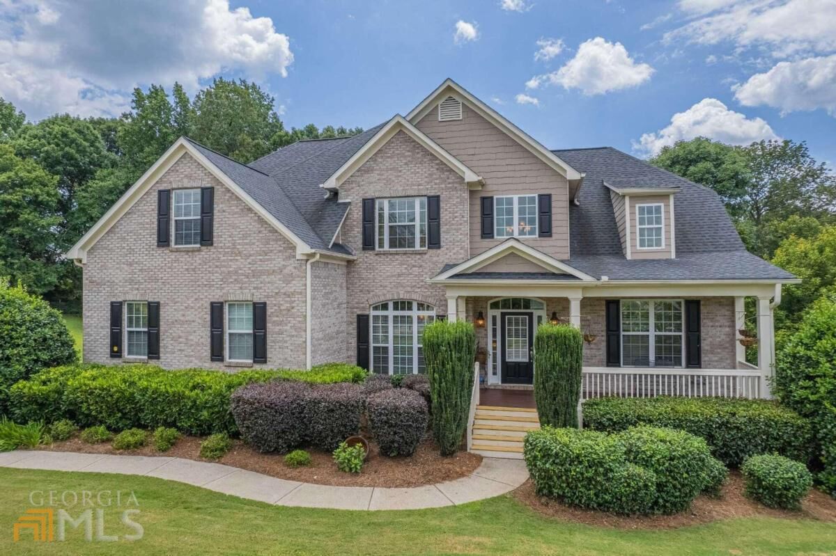 Property Photo: 6615 Wesley Trail Hollow GA 30028