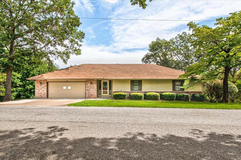 Property Photo:  8886 S Old Dutch Drive  AR 72756 