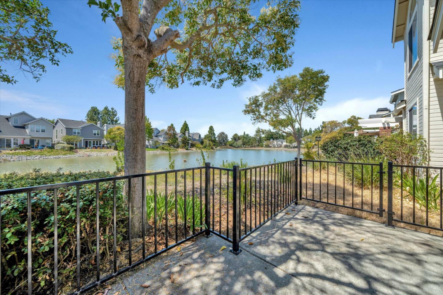 Property Photo:  824 Bay Harbour Drive  CA 94065 