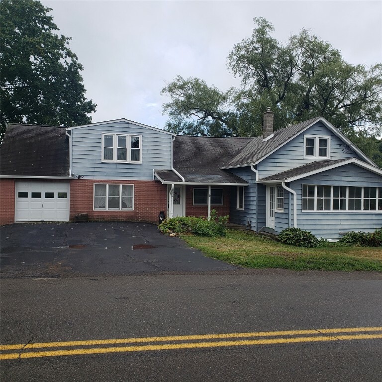 home-for-sale-in-binghamton-422-old-state-rd-binghamton-ny-13904