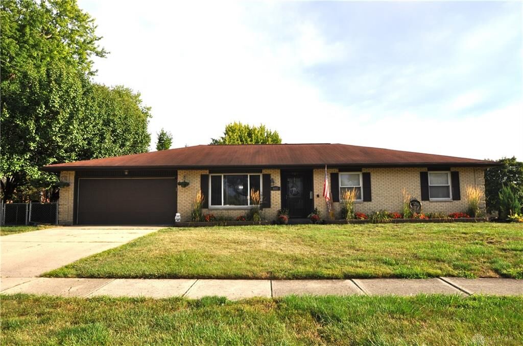Property Photo: 602 W Wenger Road OH 45322