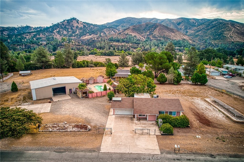 Property Photo:  2140 Spring Valley Road  CA 95423 