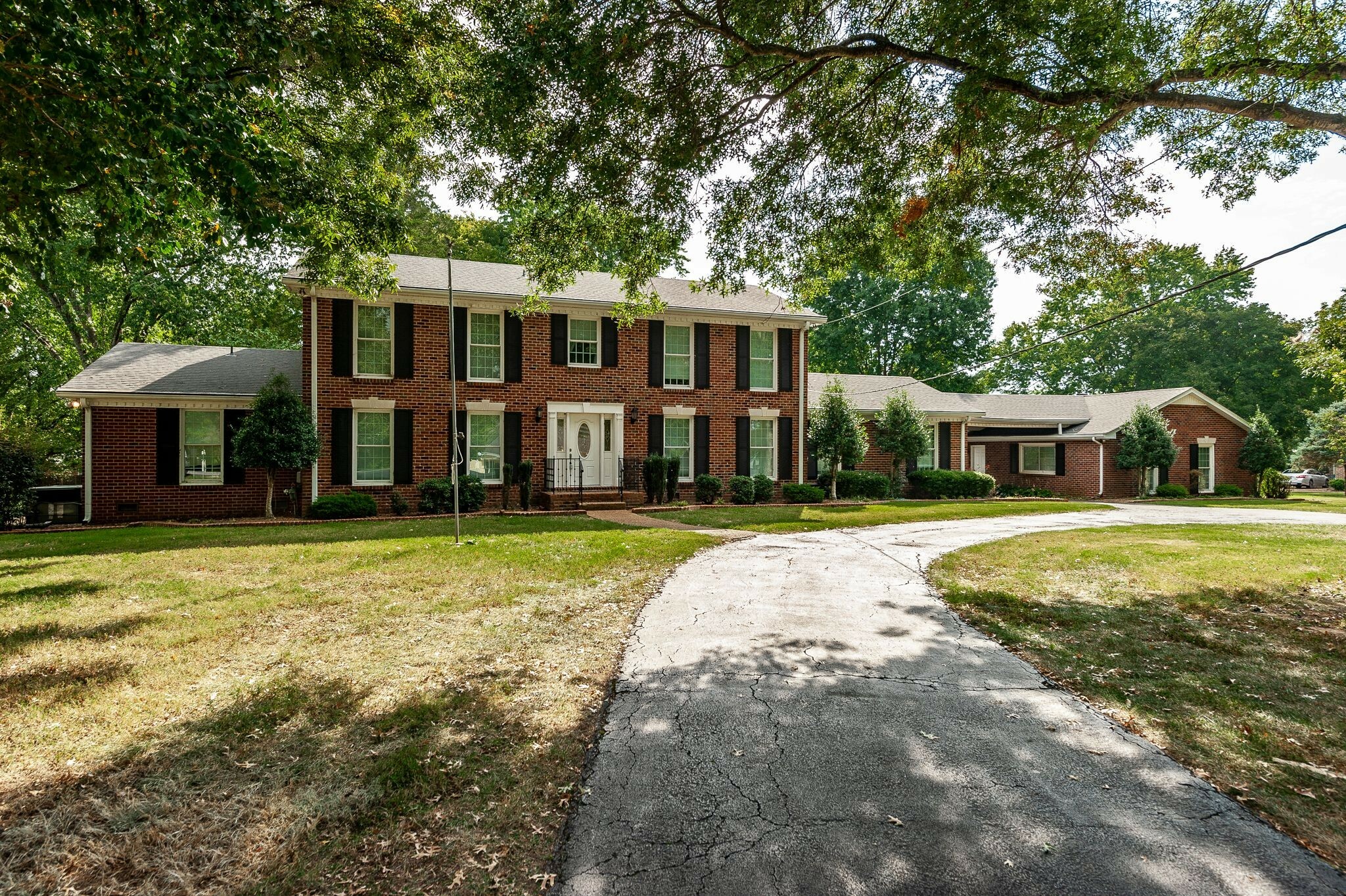 Property Photo: 1781 Hickory Trace Dr TN 37066