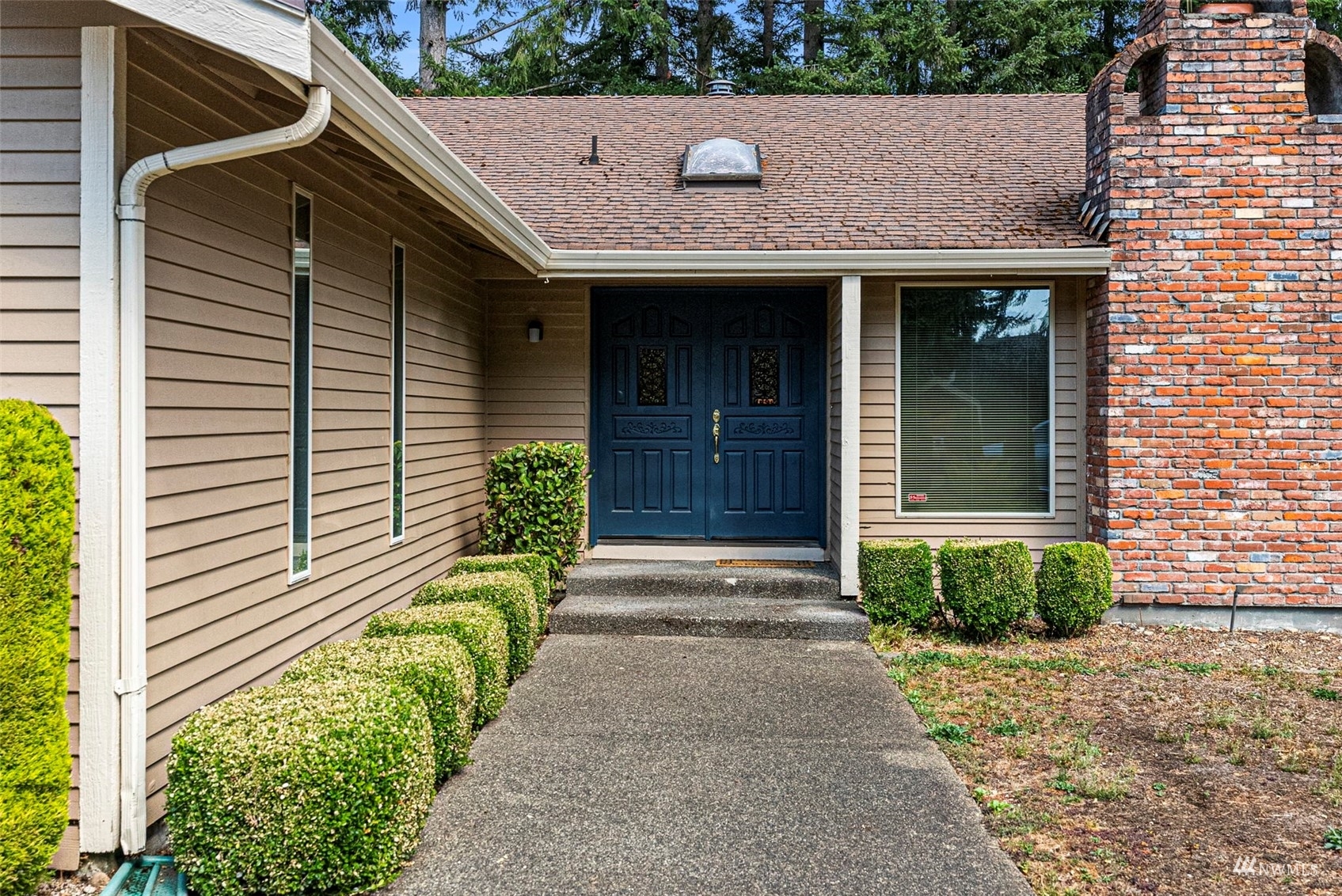 Property Photo:  5701 68th Avenue Ct W  WA 98467 