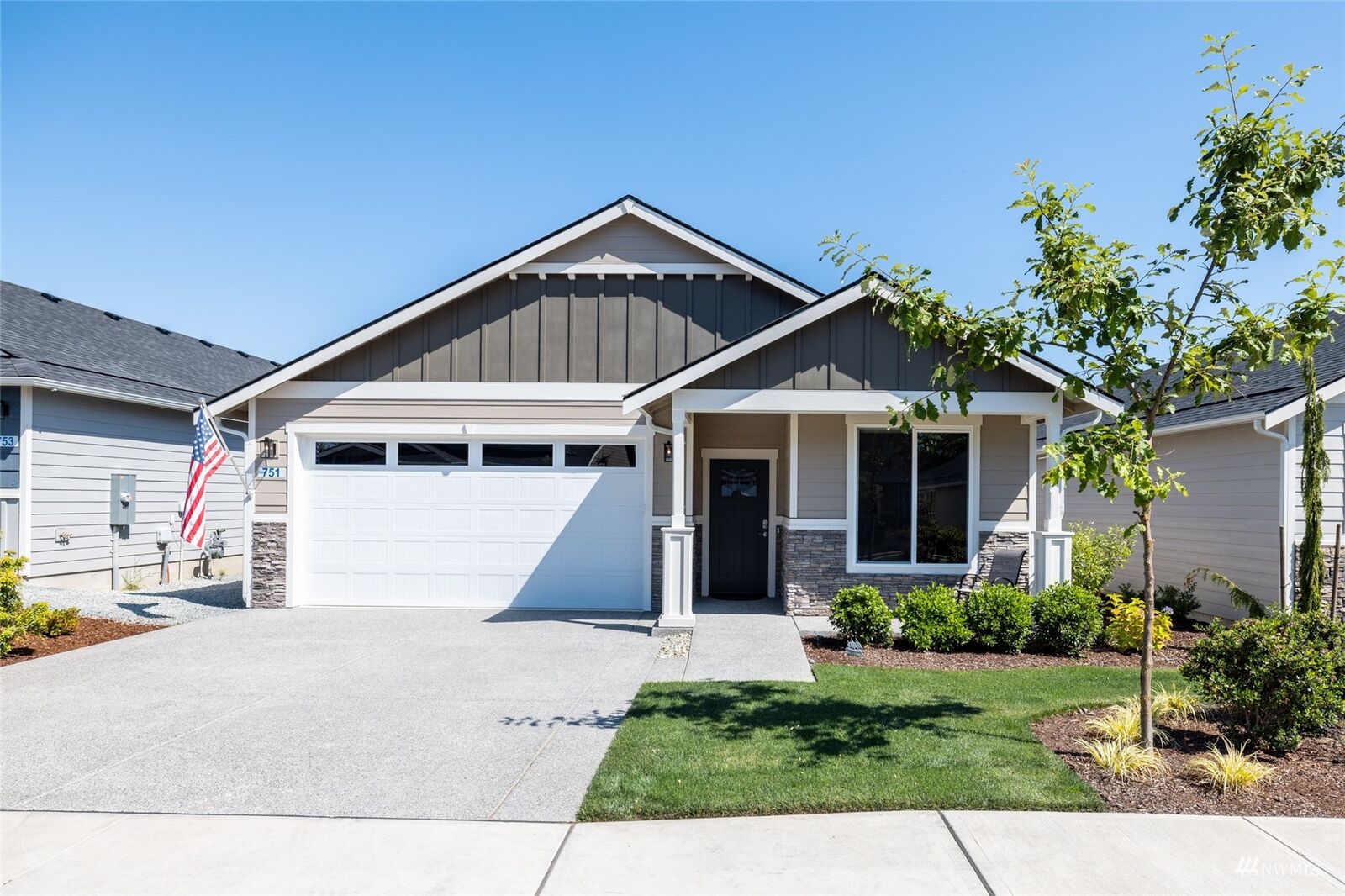 Property Photo:  751 Parkland Loop  WA 98284 