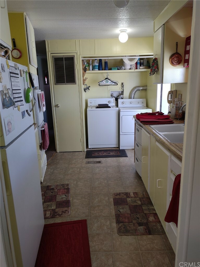 Property Photo:  1095 W McCoy Lane 81  CA 93455 