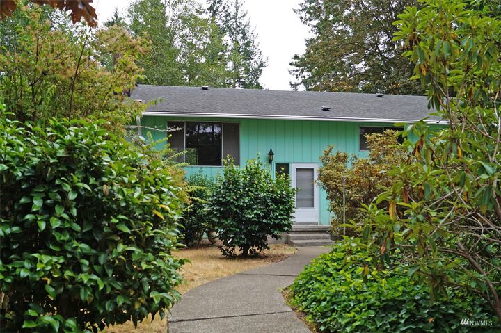 Property Photo:  30 E Clonakilty Drive  WA 98584 