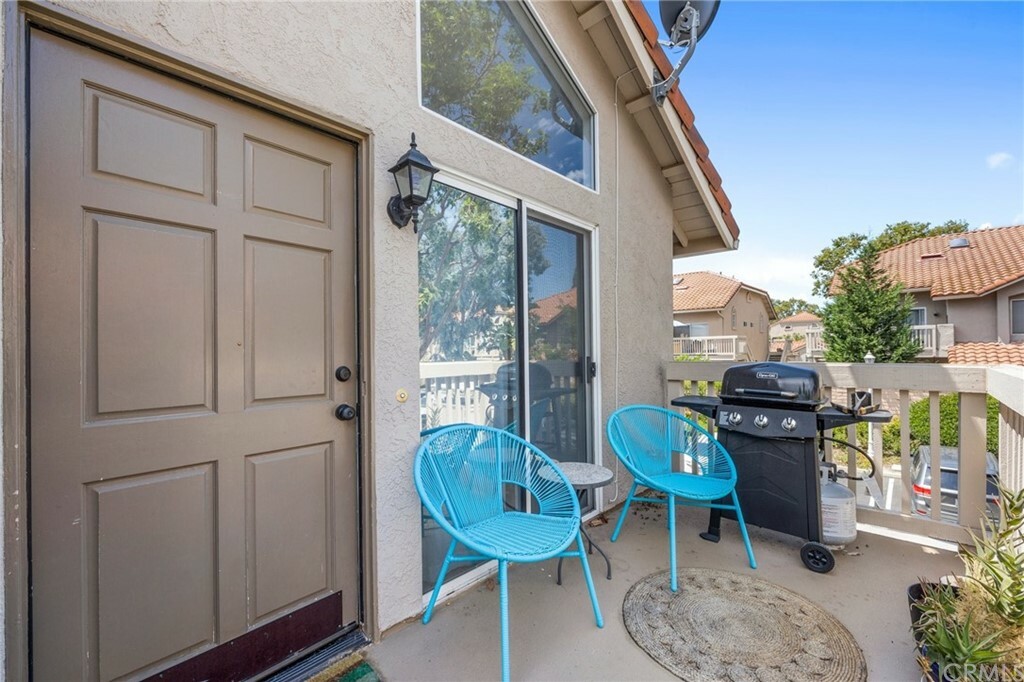 Property Photo:  18956 Canyon View Drive  CA 92679 