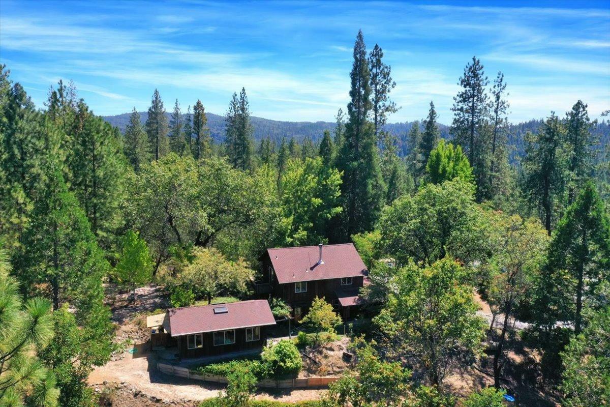 Property Photo: 14940 Yearling Lane CA 95922