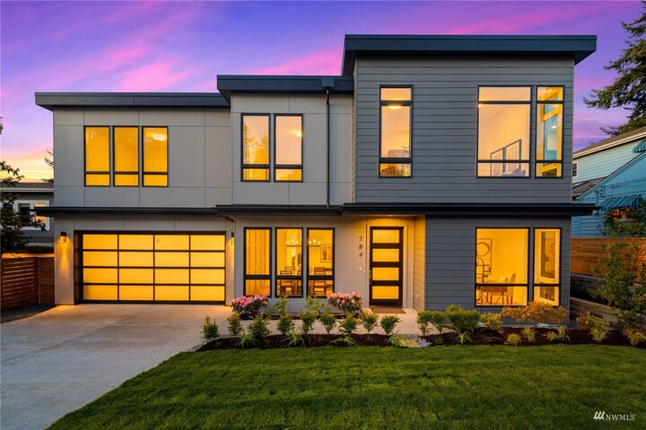 784 18th Avenue W  Kirkland WA 98033 photo