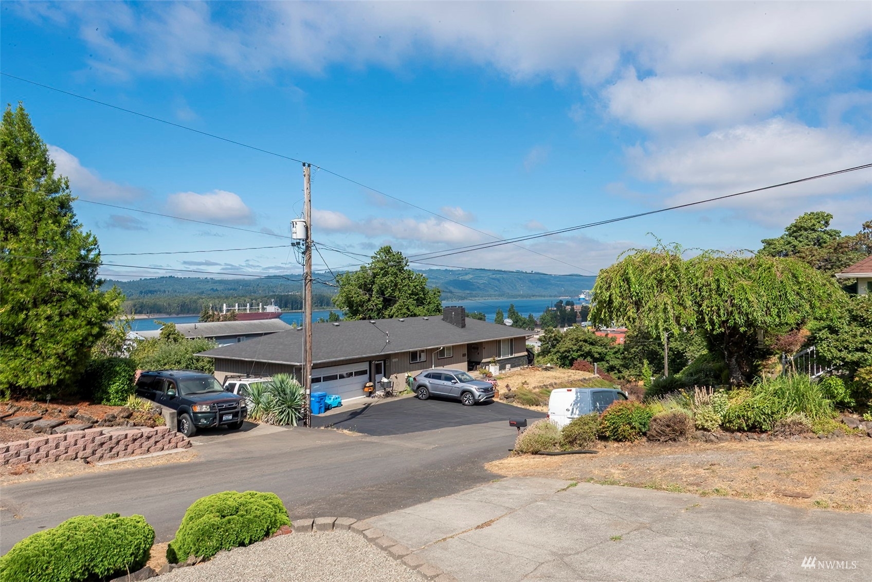 Property Photo:  264 S Second Street  WA 98625 