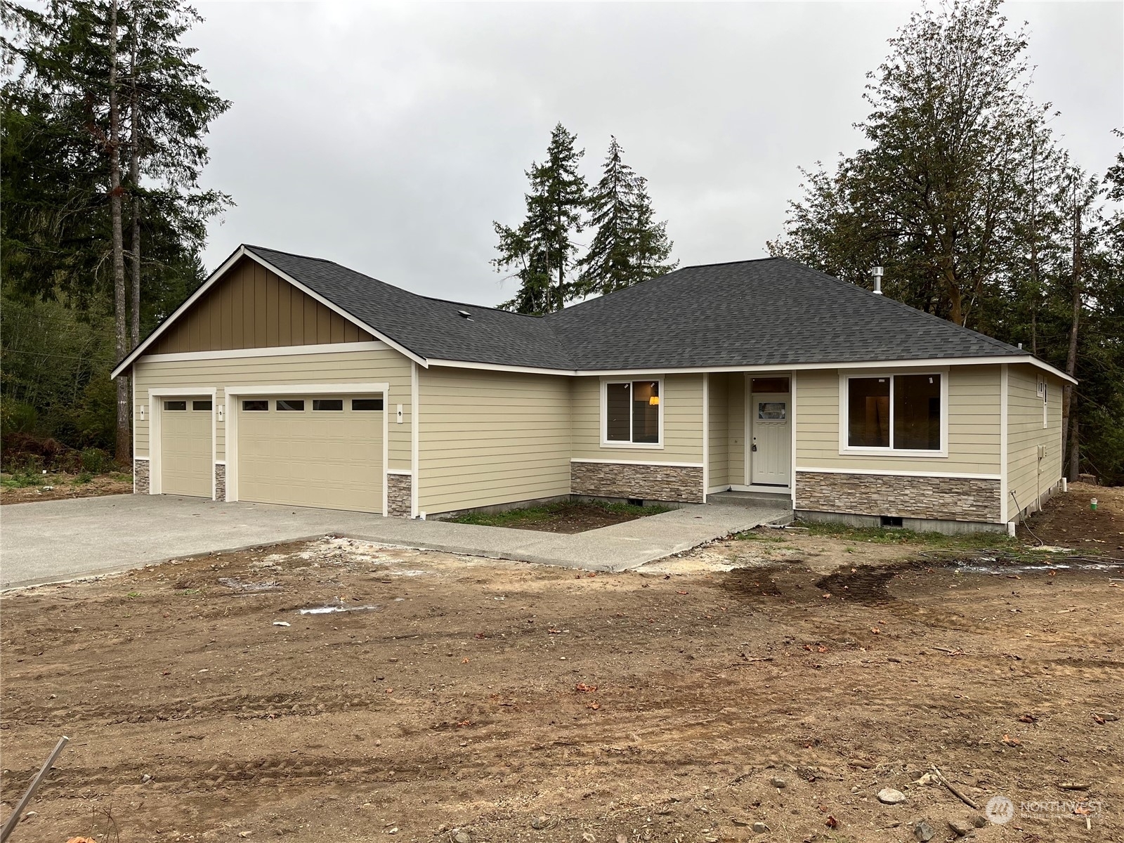 Property Photo:  4861 SE Lynch Road  WA 98584 