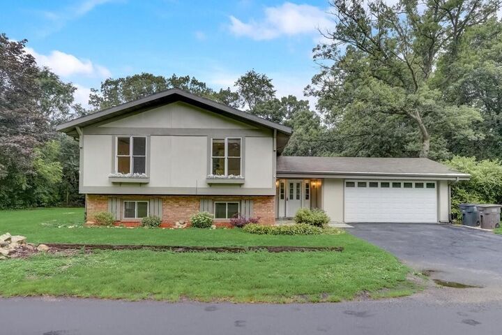 W5440 Elkhorn Dr  Elkhorn WI 53121 photo