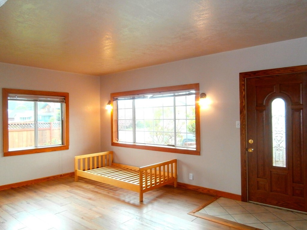 Property Photo: 165 Livingston Street CA 95437