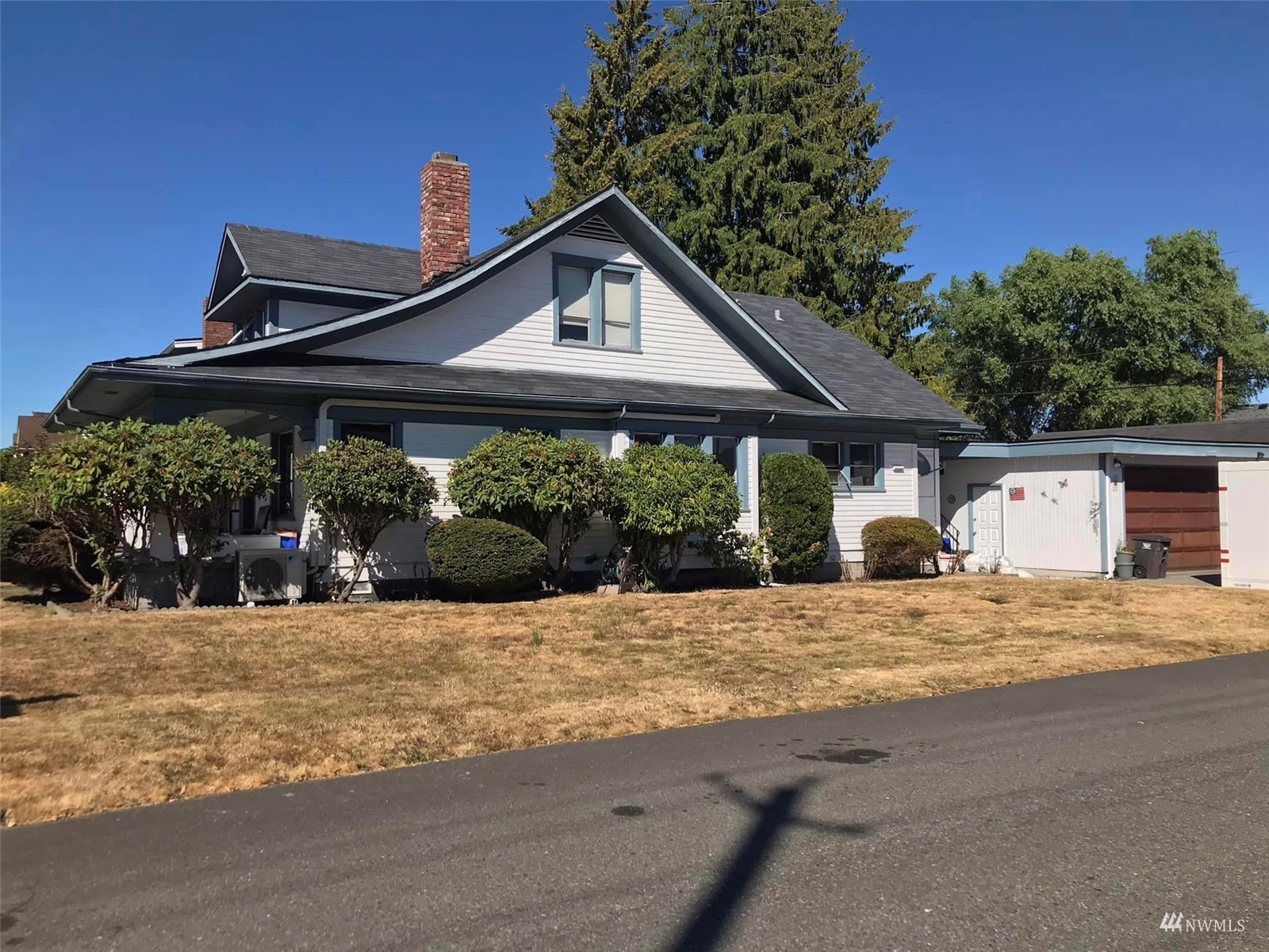 Property Photo:  1431 Oakes  WA 98201 