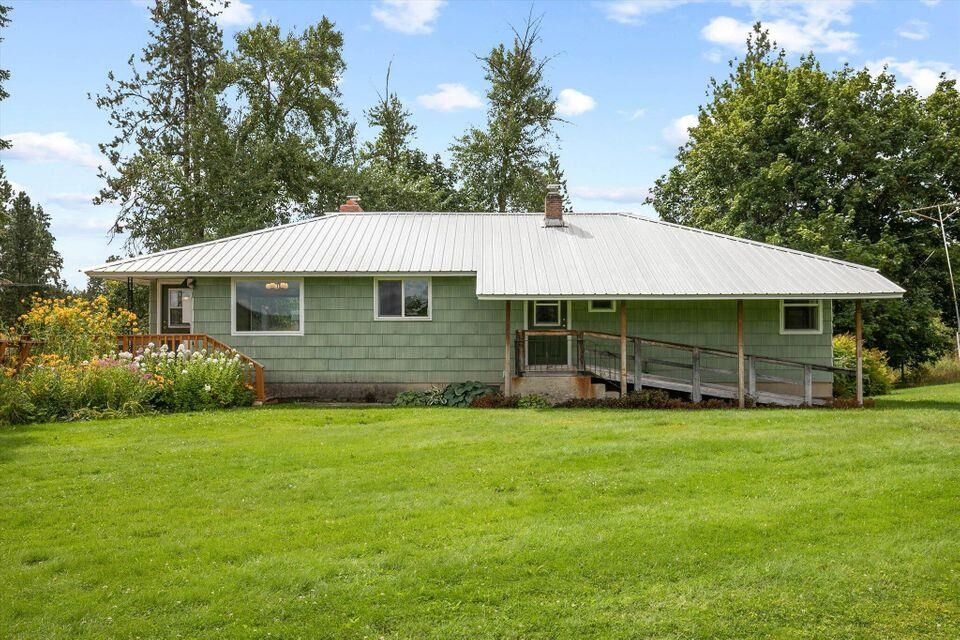 Property Photo:  3552 Long Prairie Rd  WA 99181 