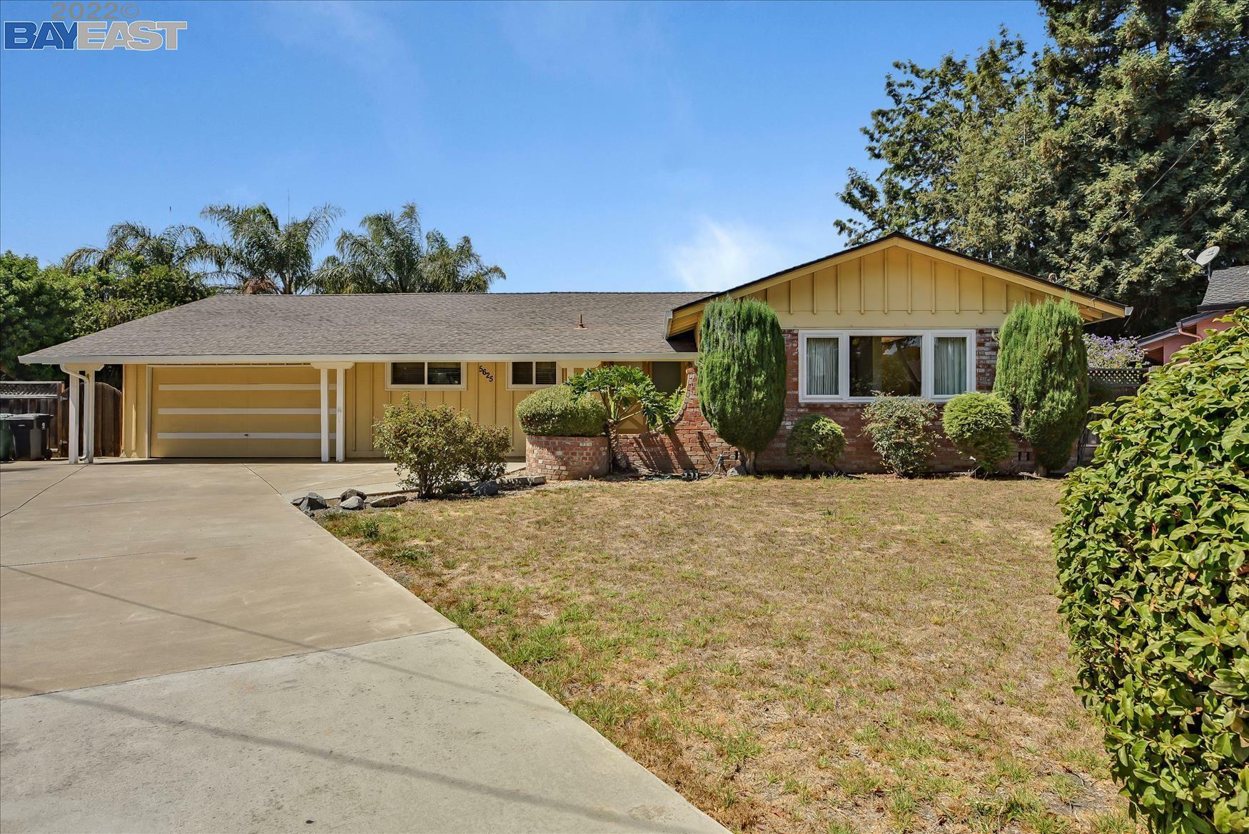 Property Photo: 5625 Abington Ct CA 94560