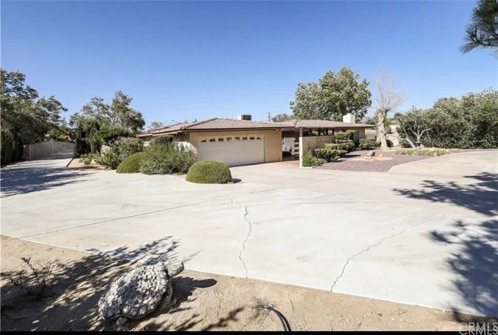 Property Photo:  16270 Cabrillo Drive  CA 92395 