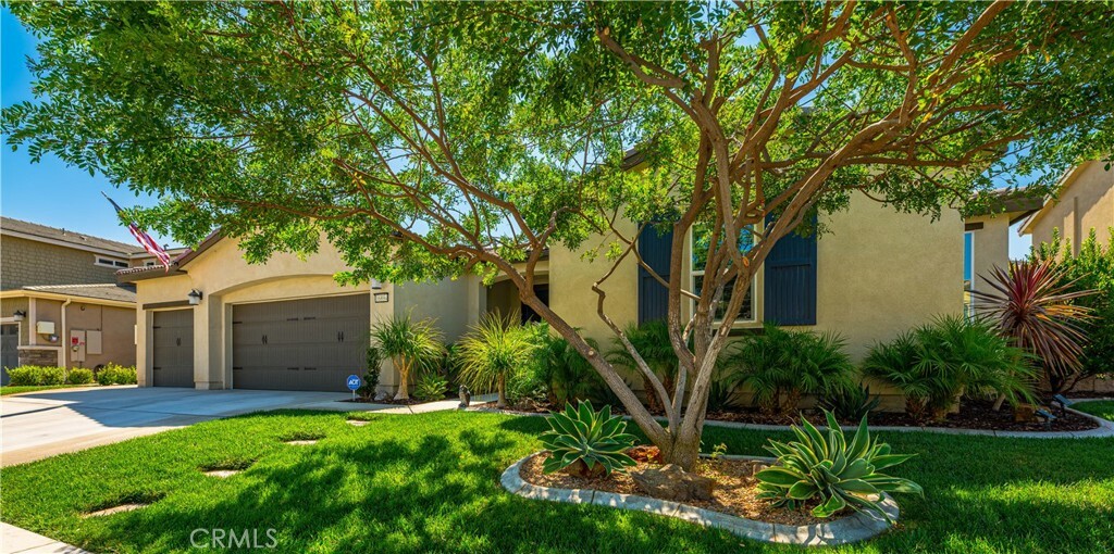 Property Photo:  16894 Clementine Court  CA 92503 