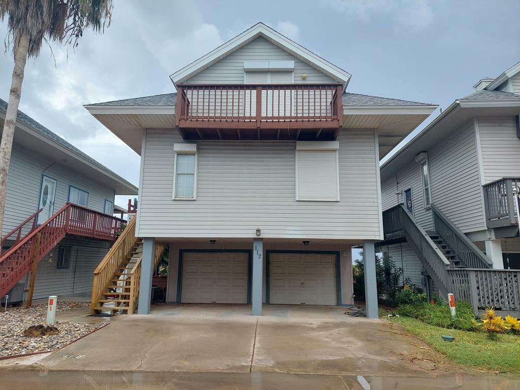 Property Photo: 1112 E Scallop 1112 TX 78578